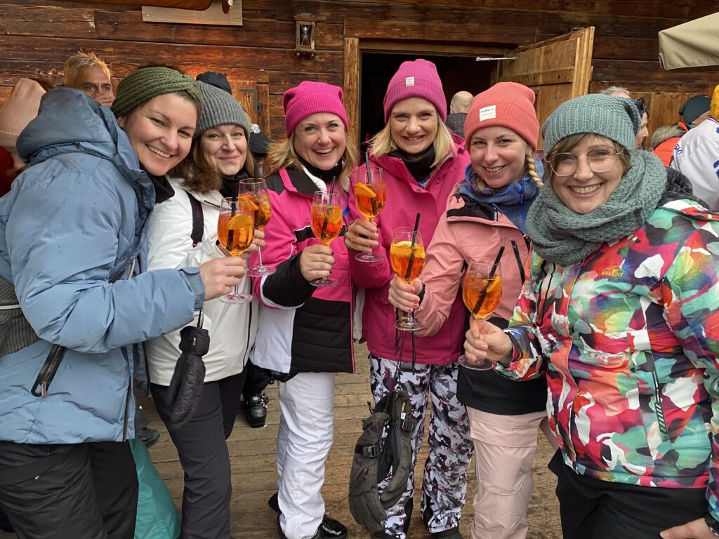 Grupenbild beim Apre-Ski